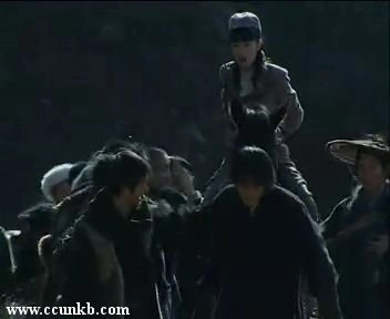 王黎雯
