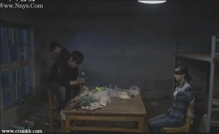 瑛子