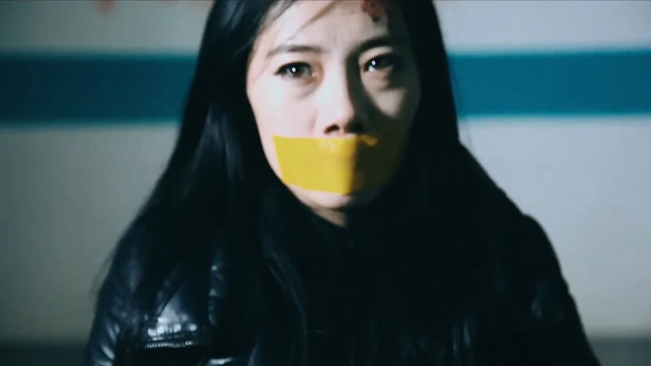 潜藏深渊