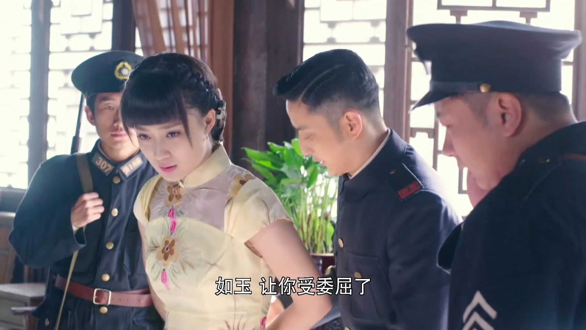 徐梵溪*