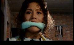 熊英