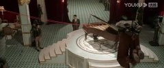 张艺上