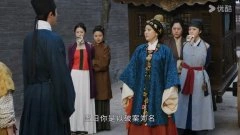 胡冰卿,李佳鑫