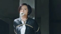 李依玲