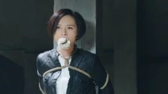 李依玲