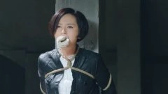 李依玲