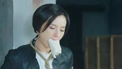 李依玲