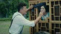 李依玲