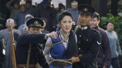 张雯